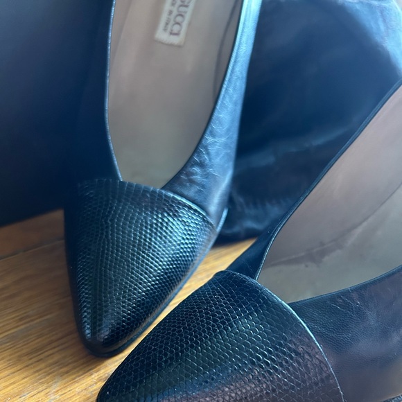 Vintage Gucci black pumps with exotic leather toe. Gucci heels. Made in Italy. - Picture 3 of 7